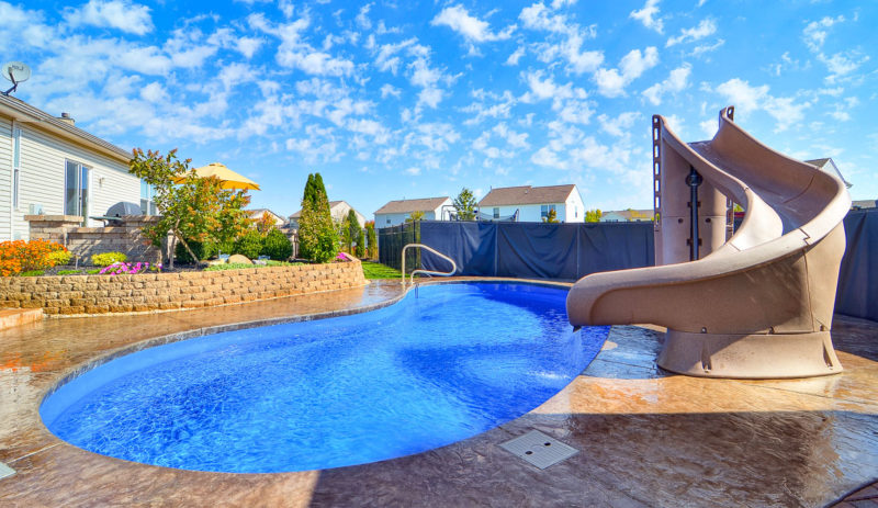 LeisurePools_Tuscany_28_SapphireBlue_US_2012-800x463