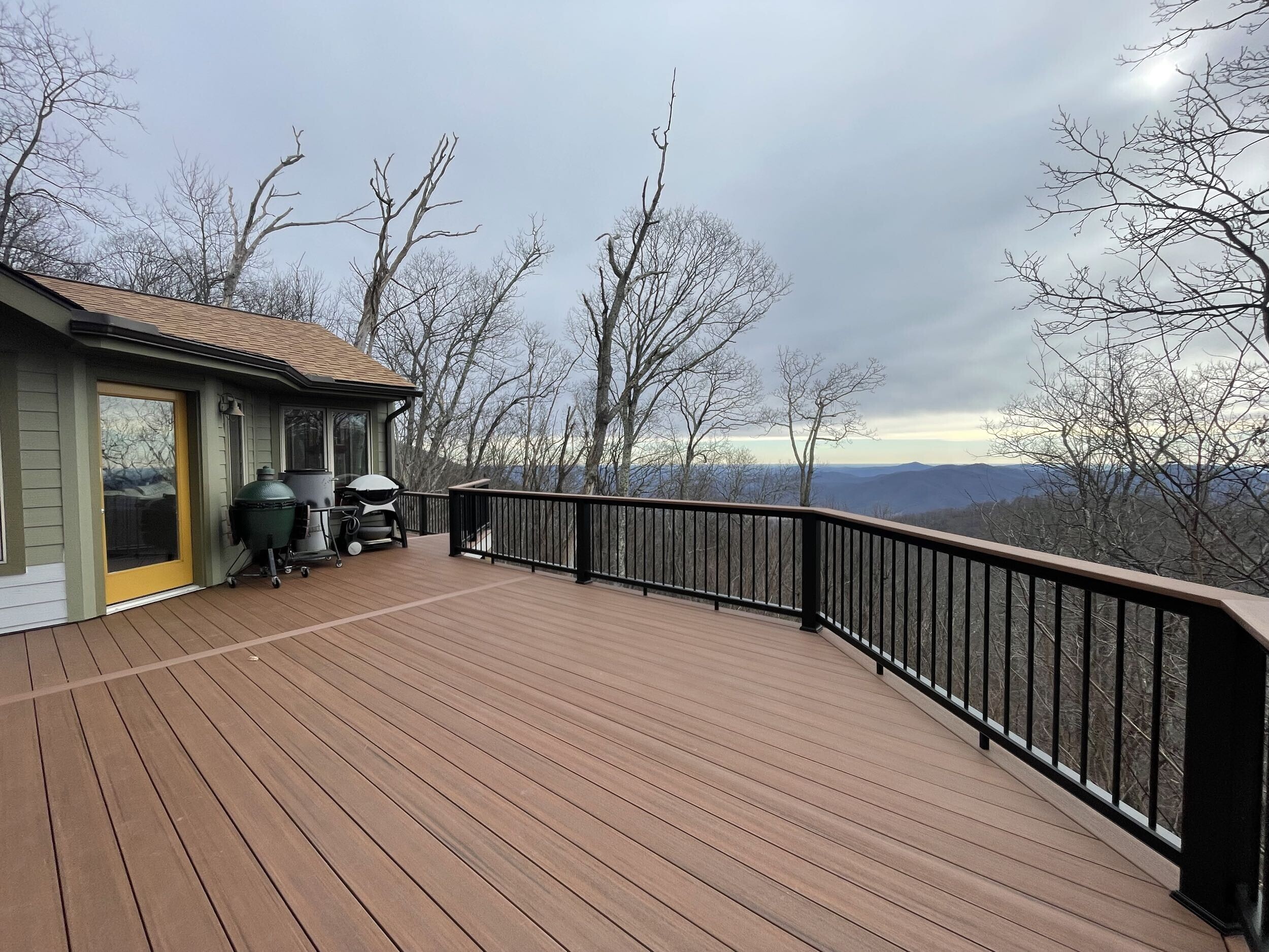 Wintergreen Decks - Keys to Renovating Outdoor Living Spaces at Wintergreen Resort - Bear Creek Outdoor Living